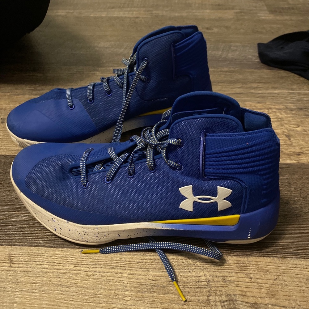 Under armor basketball shoes